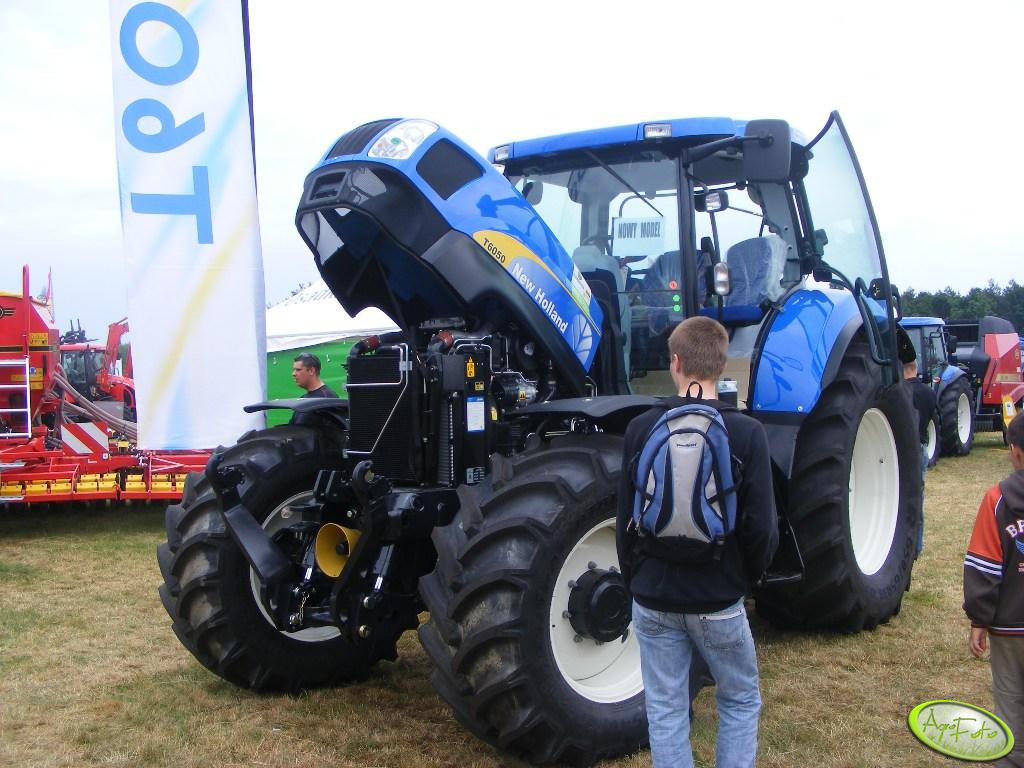 New Holland T 6050